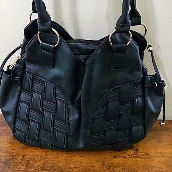 NWT Limelight Handbags Black Woven Shoulder Bag with Faux Leather Texture - Picture 1 of 11